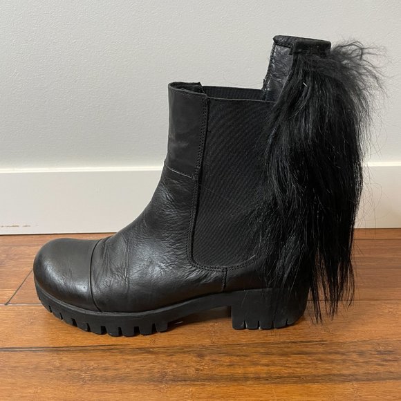 Papucei Handcrafted Ponytail Chelsea Boots -39- - Picture 9 of 17